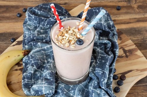 Keto smoothie with almond milk